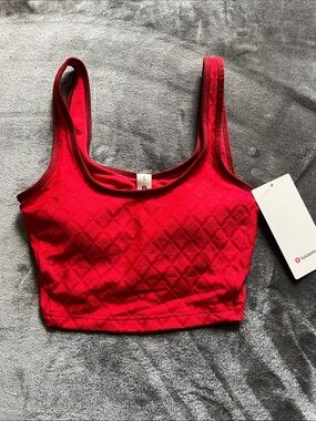 🆕 Lululemon Textured Mesh Tennis Tank in Lululemon red & dark sport red, size XS